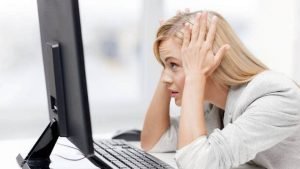 Mudah Tersinggung Oleh Email Kantor Yang Tidak Bersalah